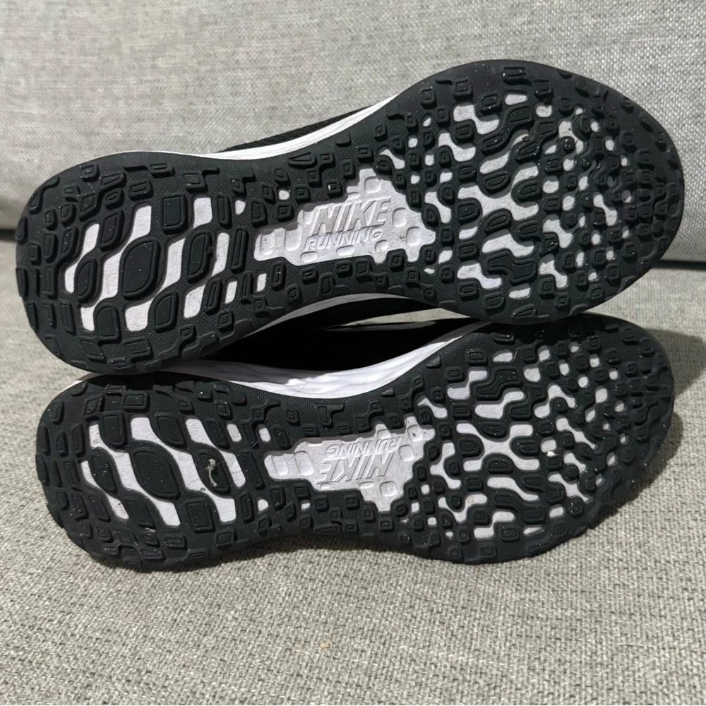 Nike Kids Black and White Sneakers